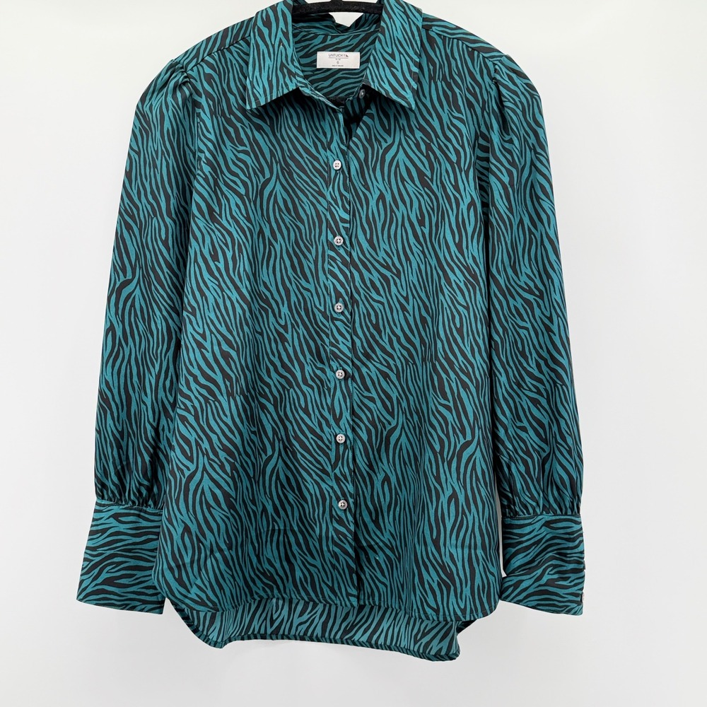 UNTUCKit For Her Carlyn Teal Zebra Print Button Down Shirt Size 6 40770 Bla